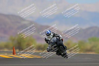 media/Sep-11-2022-SoCal Trackdays (Sun) [[81b7e951af]]/Turn 14 (1130am)/